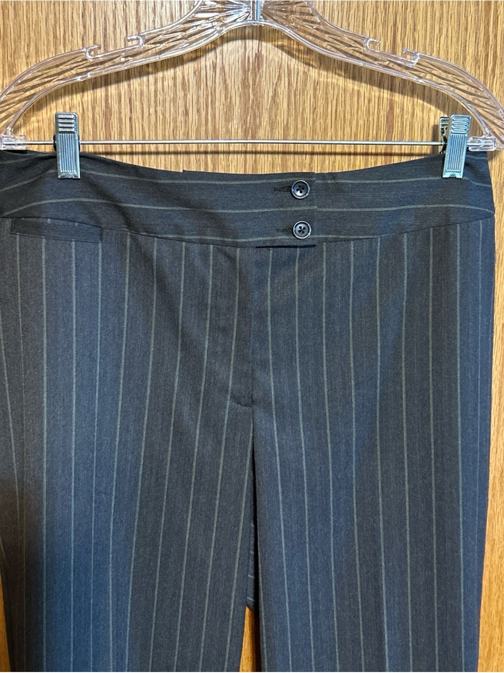 Chico woman’s  Gray Pinstripe Dress Pants 1.5short (US 10) stretch working girl - Picture 3 of 11